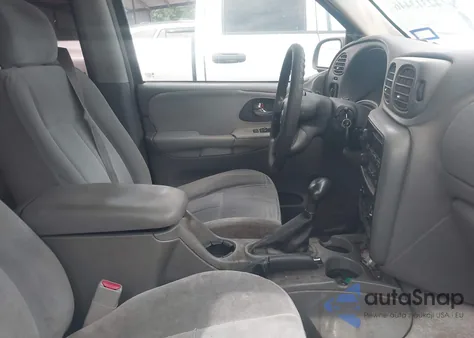 2005 Chevrolet Trailblazer Ls from USA, damaged, VIN 1GNDS13S452299316